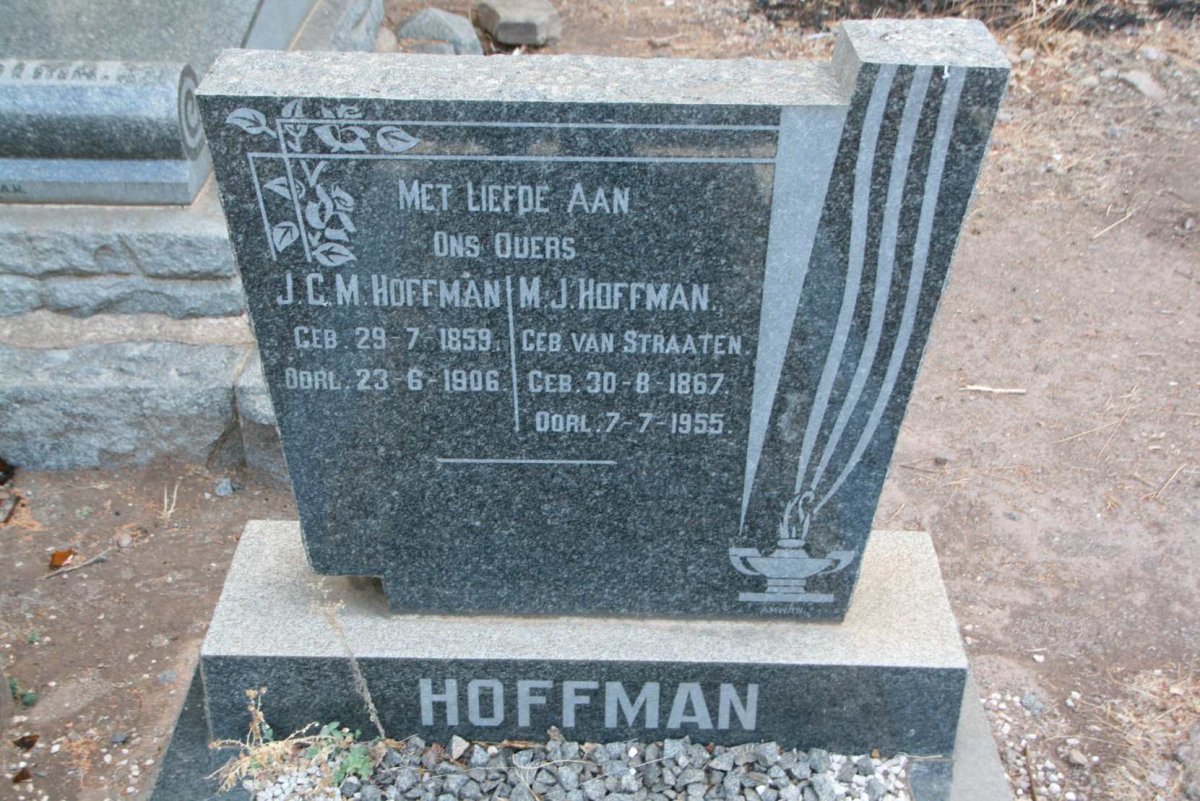 HOFFMAN J.C.M. 1859-1906 &amp; M.J. VAN STRAATEN 1867-1955