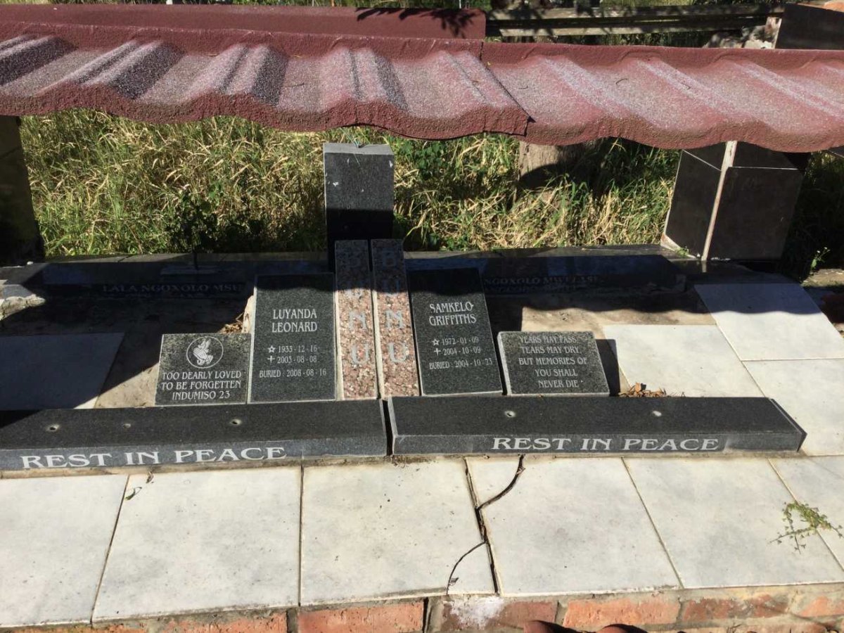 BUNU Luyanda Leonard 1933-2003 :: BUNU Samkelo Griffiths 1972-2004