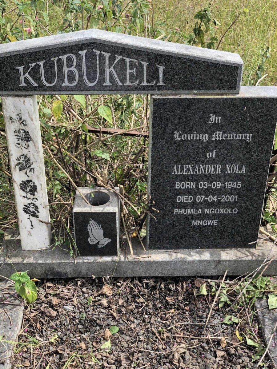 KUBUKELI Alexander Xola 1945-2001
