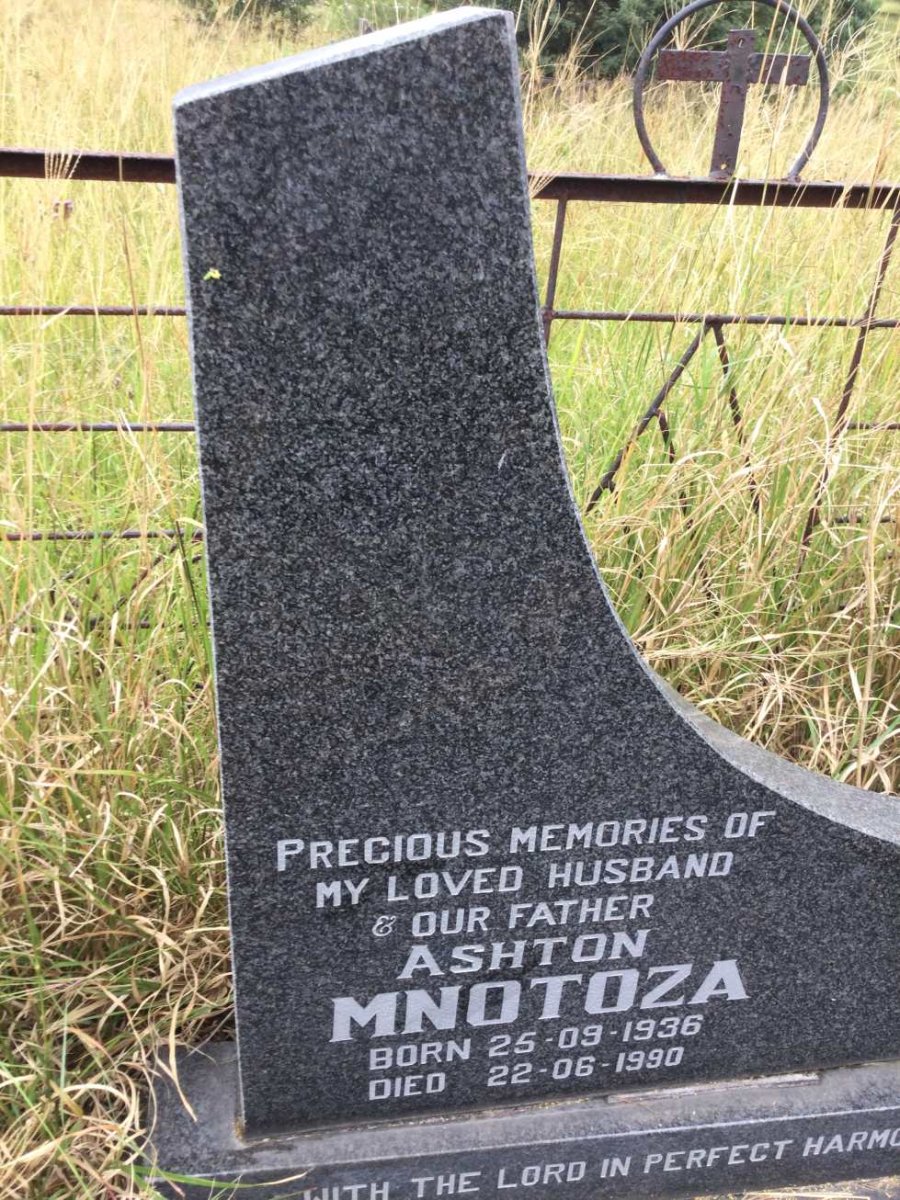 MNOTOZA Ashton 1936-1990