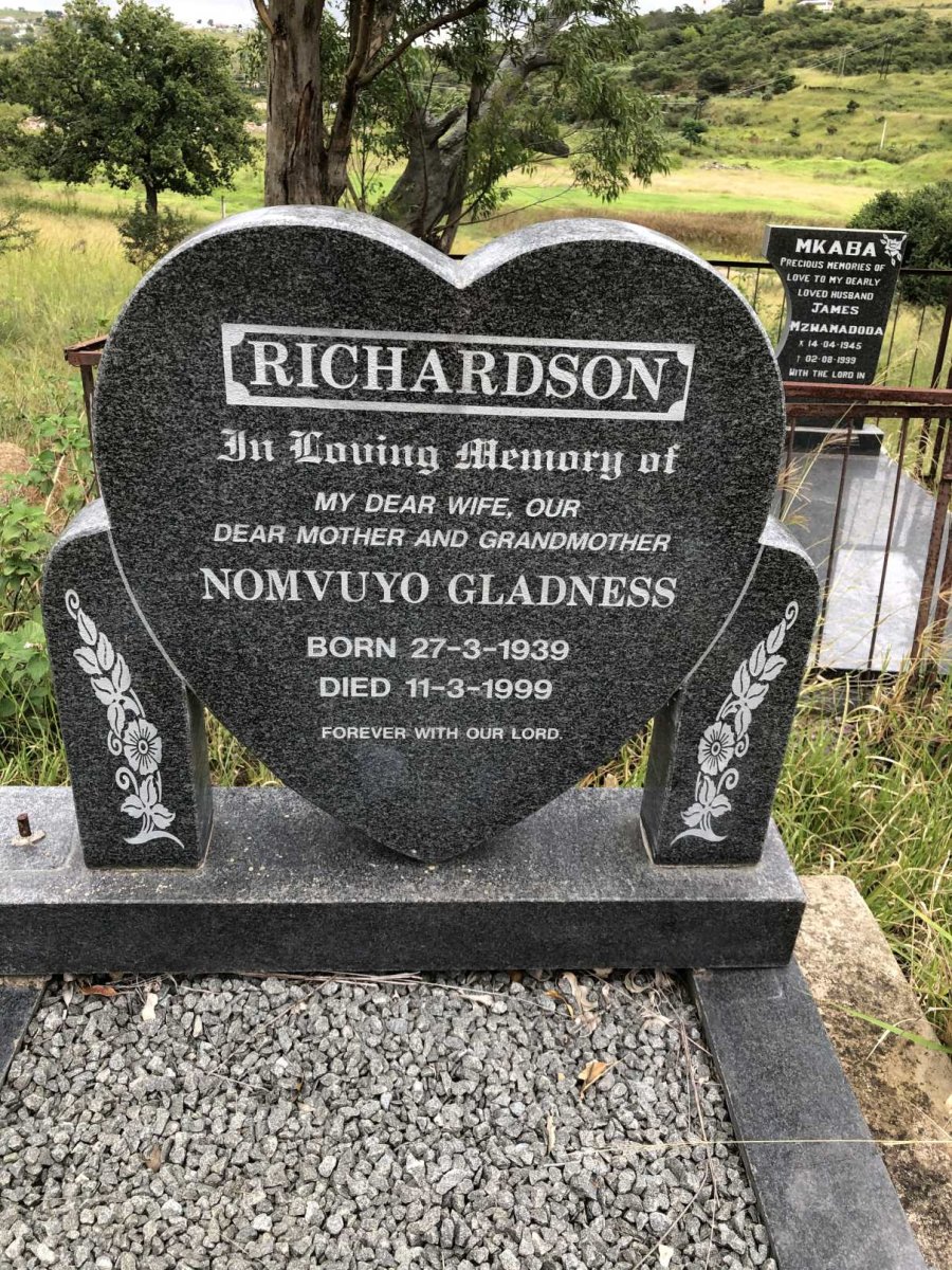 RICHARDSON Nomvuyo Gladness 1939-1999