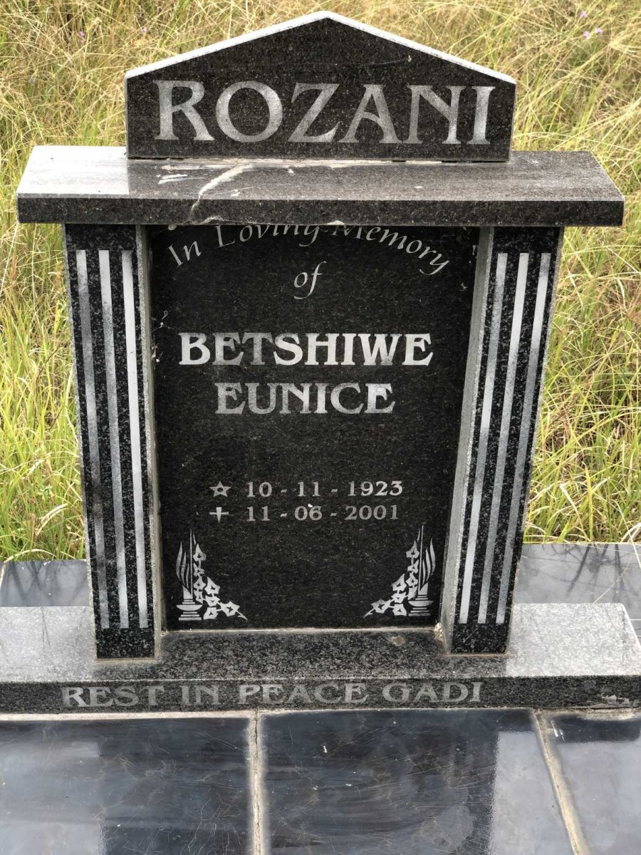 ROZANI Betshiwe Eunice 1923-2001