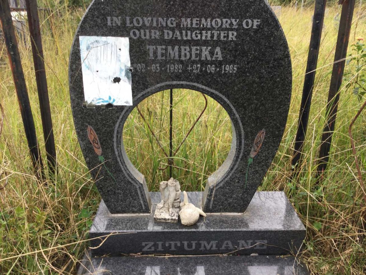 ZITUMANE Tembeka 1982-1985