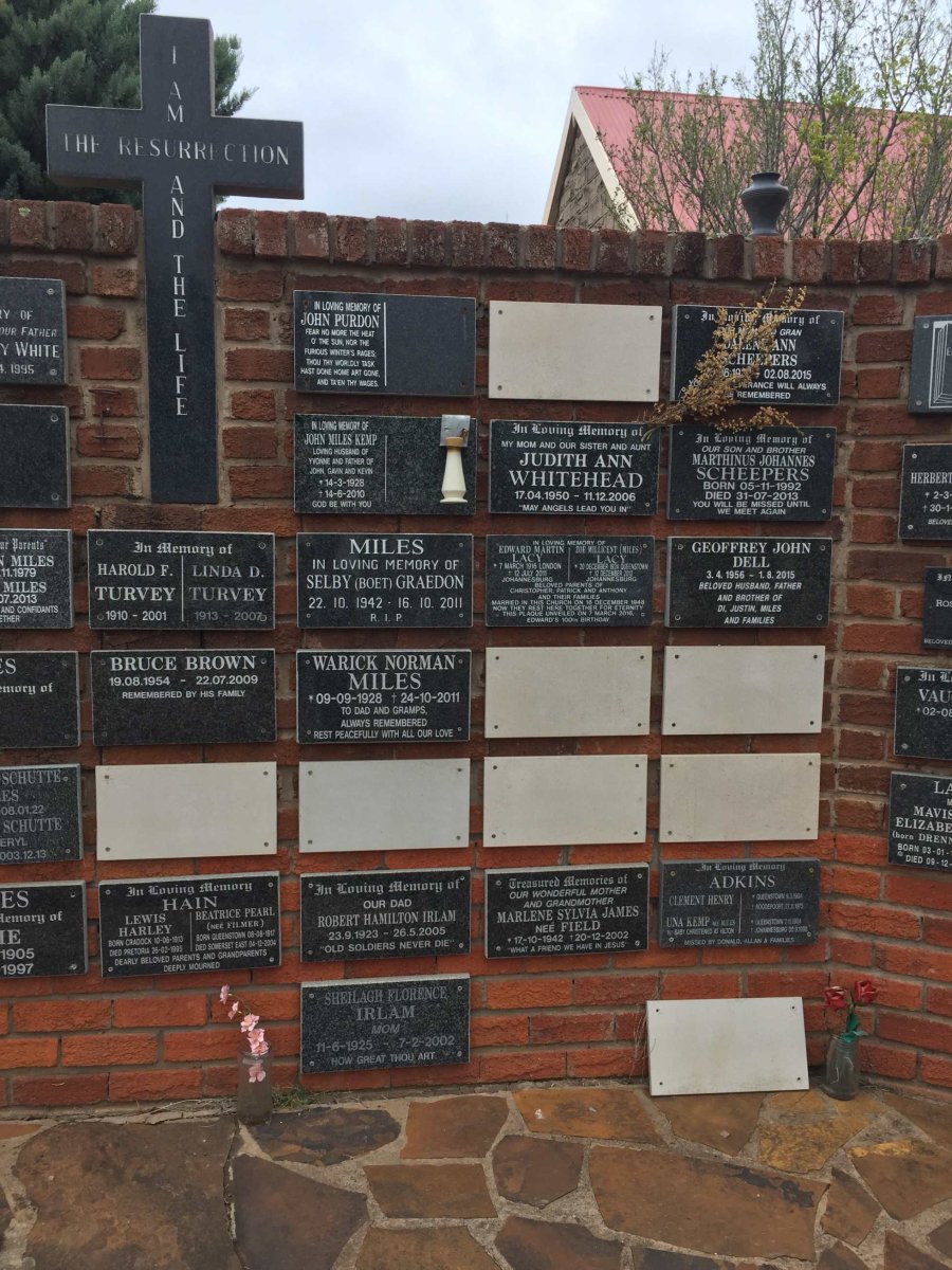 2. Middle view of wall