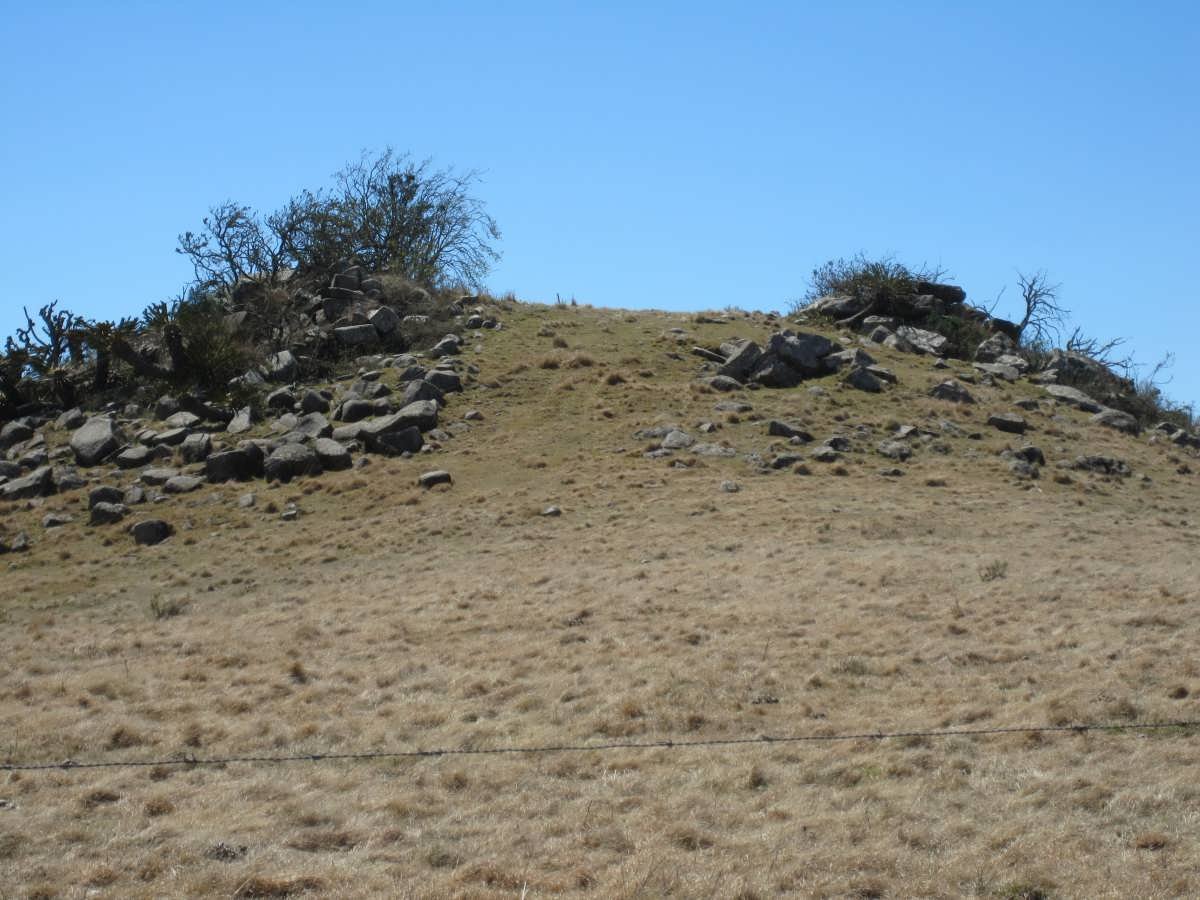 1. Overview of where the grave is situated