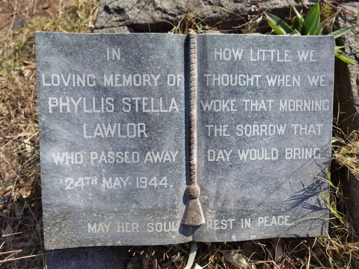 LAWLOR Phyllis Stella -1944