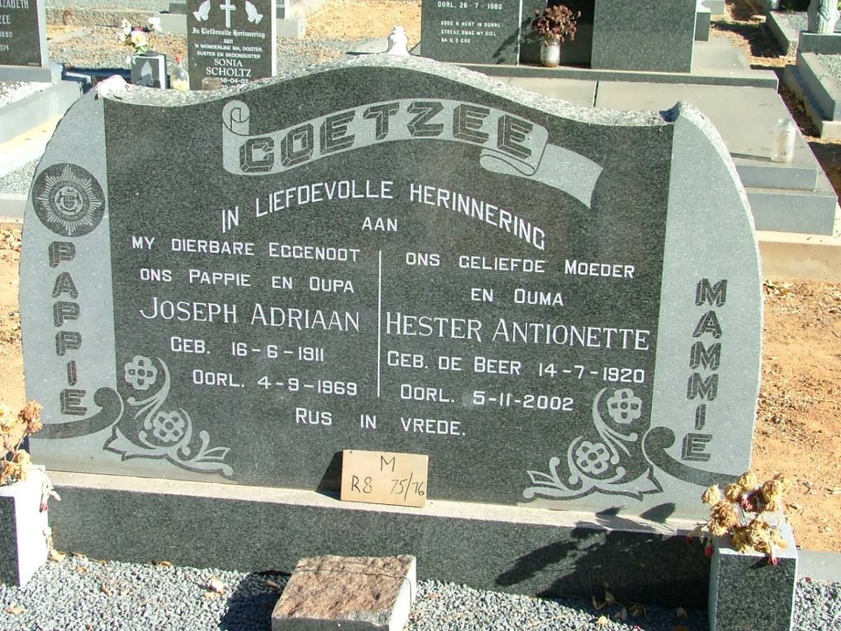 COETZER Joseph Adriaan1911-1969 &amp; Hester Antionette DE BEER 1920-2002