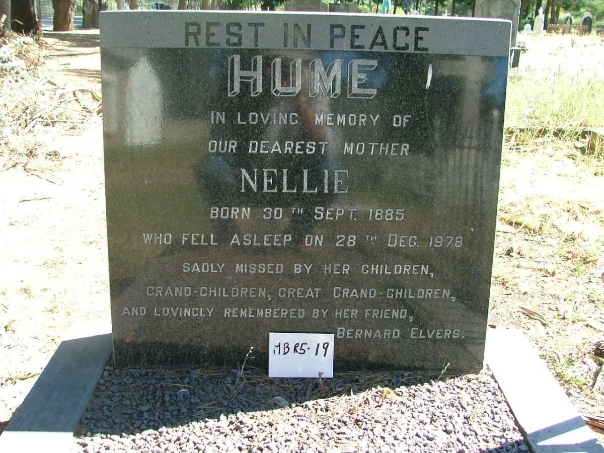 HUME Nellie 1885-1978