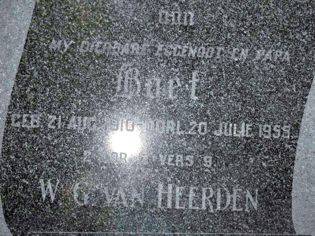 HEERDEN W.G., van 1910-1955
