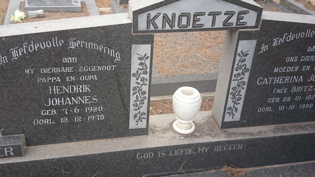 KNOETZE Hendrik Johannes 1920-1975 &amp; Catherina Johanna BRITZ 1924-1999