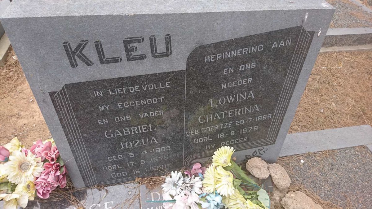 KLEU Gabriel Jozua 1903-1975 &amp; Lowina Chaterina COERTZE 1899-1979
