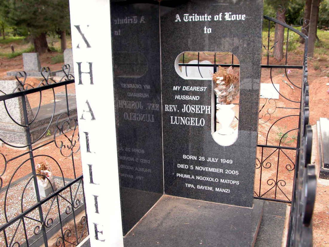 LUNGELO Joseph 1949-2005