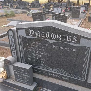 PRETORIUS Petrus Johannes 1926-1975 :: STRYDOM Gerrit Frederick 1981-1981