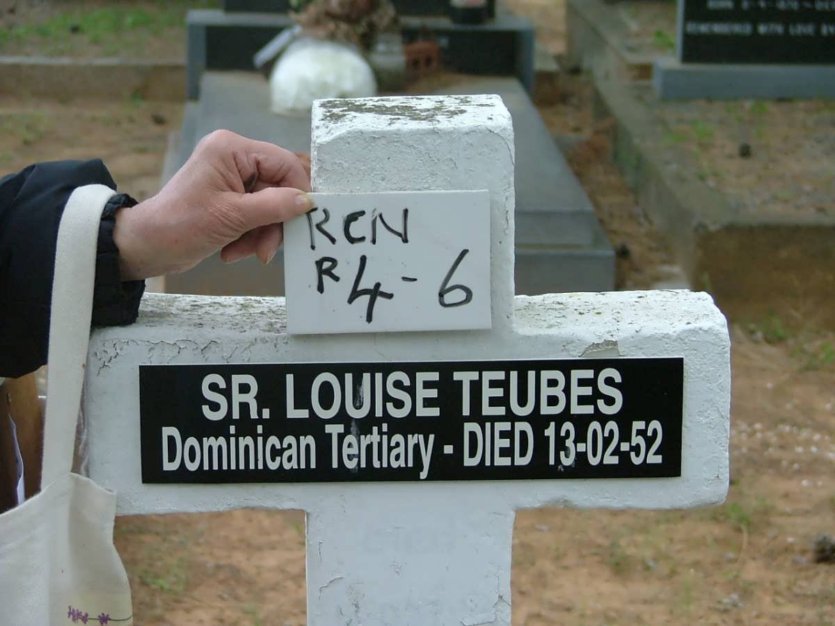 TEUBES Louise -1952