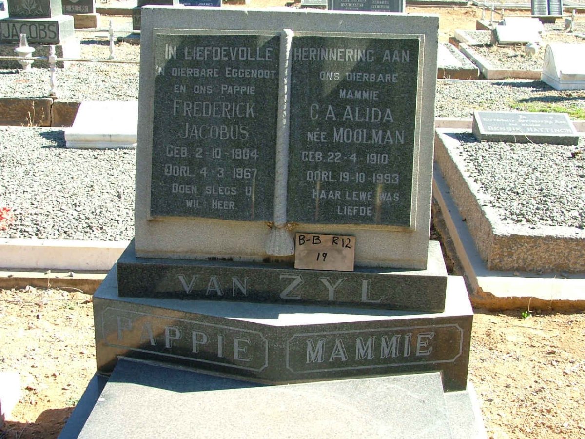 ZYL Frederick Jacobus, van 1904-1967 &amp; C.A. Alida MOOLMAN 1910-1993