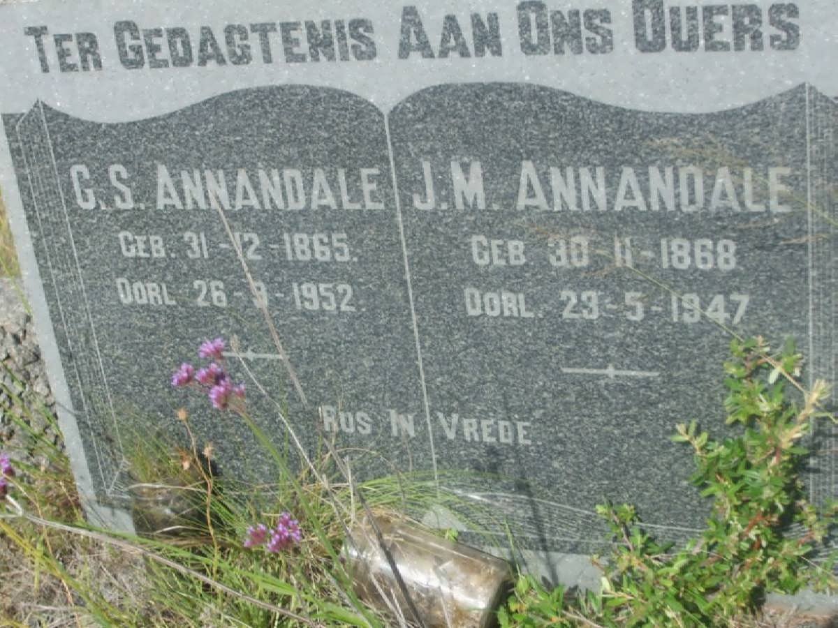 ANNANDALE G.S. 1865-1952 &amp; J.M. 1868-1947