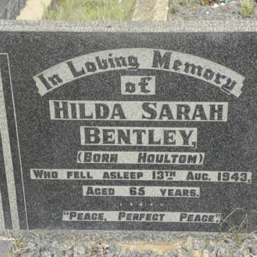 BENTLEY Hilda Sarah nee HOULTOM -1943