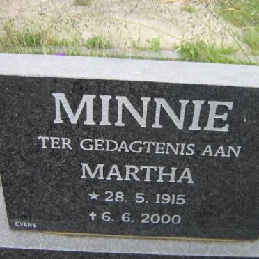 MINNIE Martha 1915-2000