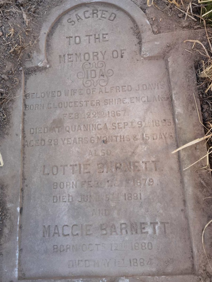 DAVIS Ida 1867-1895 :: BARNETT Lottie 1879-1881 :: BARNETT Maggie 1880-1884