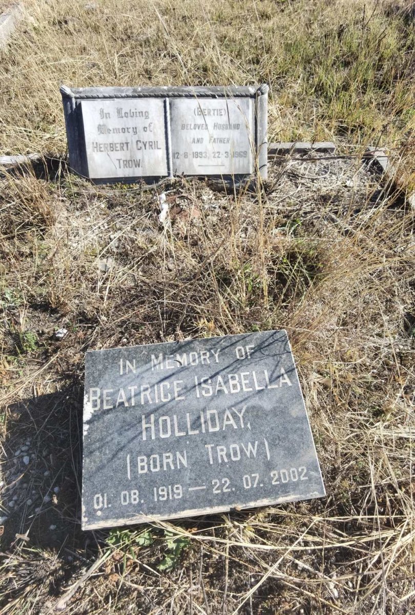 TROW Herbert Cyril 1893-1969 :: HOLLIDAY Beatrice Isabella nee TROW 1919-2002