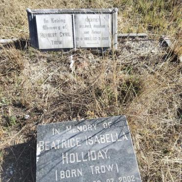 TROW Herbert Cyril 1893-1969 :: HOLLIDAY Beatrice Isabella nee TROW 1919-2002