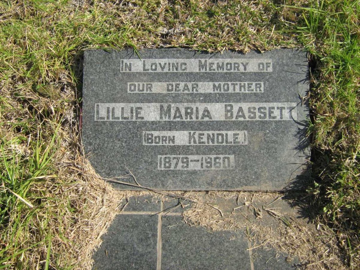 BASSETT Lillie Maria nee KENDLE 1879-1960