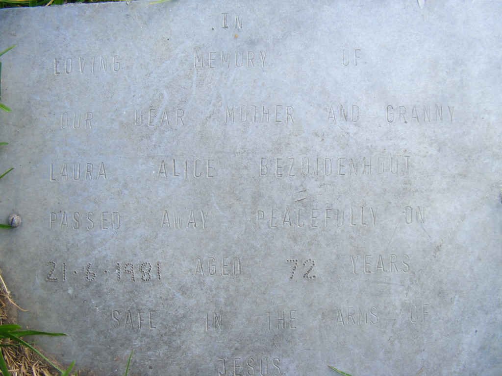 BEZUIDENHOUT Laura Alice -1981