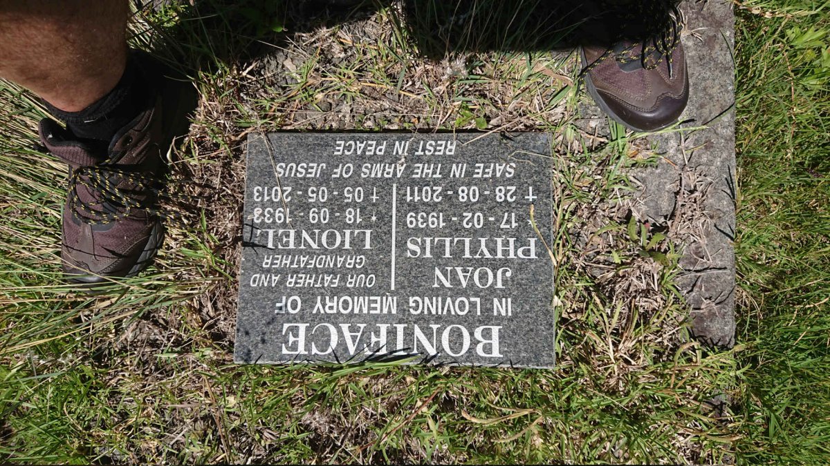 BONIFACE Lionel 1933-2013 &amp; Joan Phyllis 1939-2011