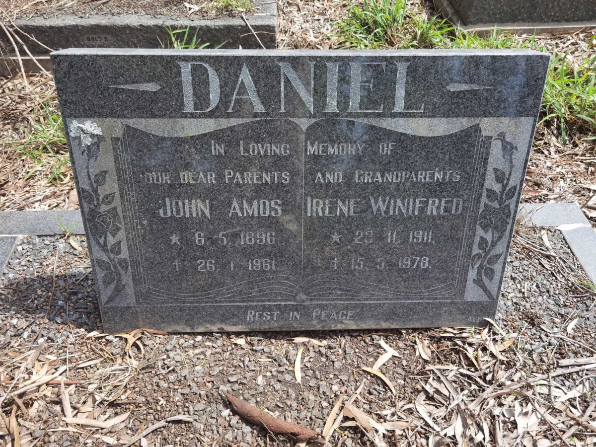 DANIEL John Amos 1896-1961 & Irene Winifred 1911-1978