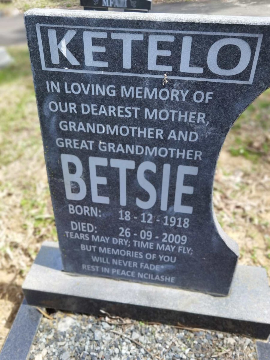 KETELO Betsie 1918-2009