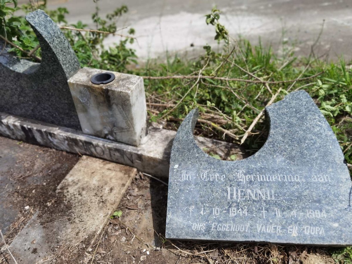 KOEN Hennie 1944-1994