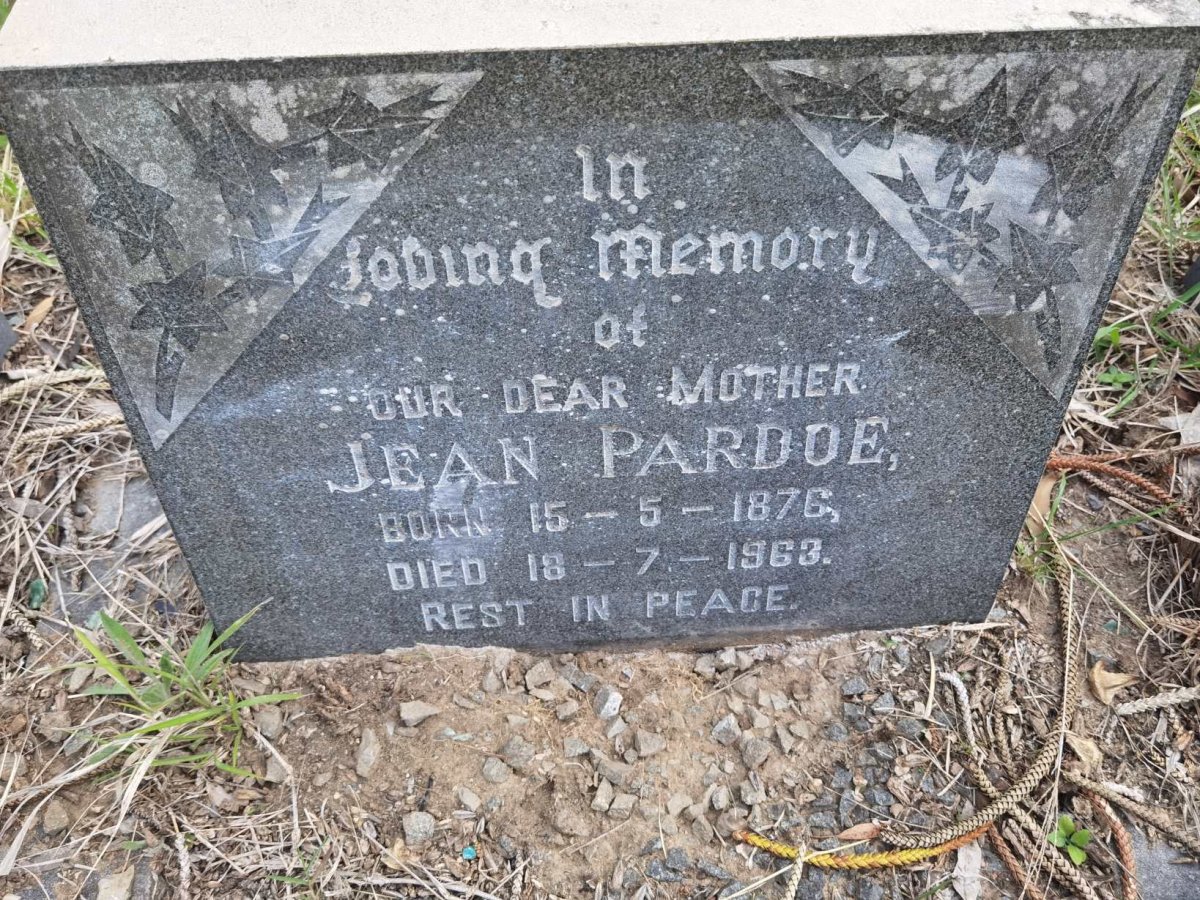 PARDOE Jean 1876-1963