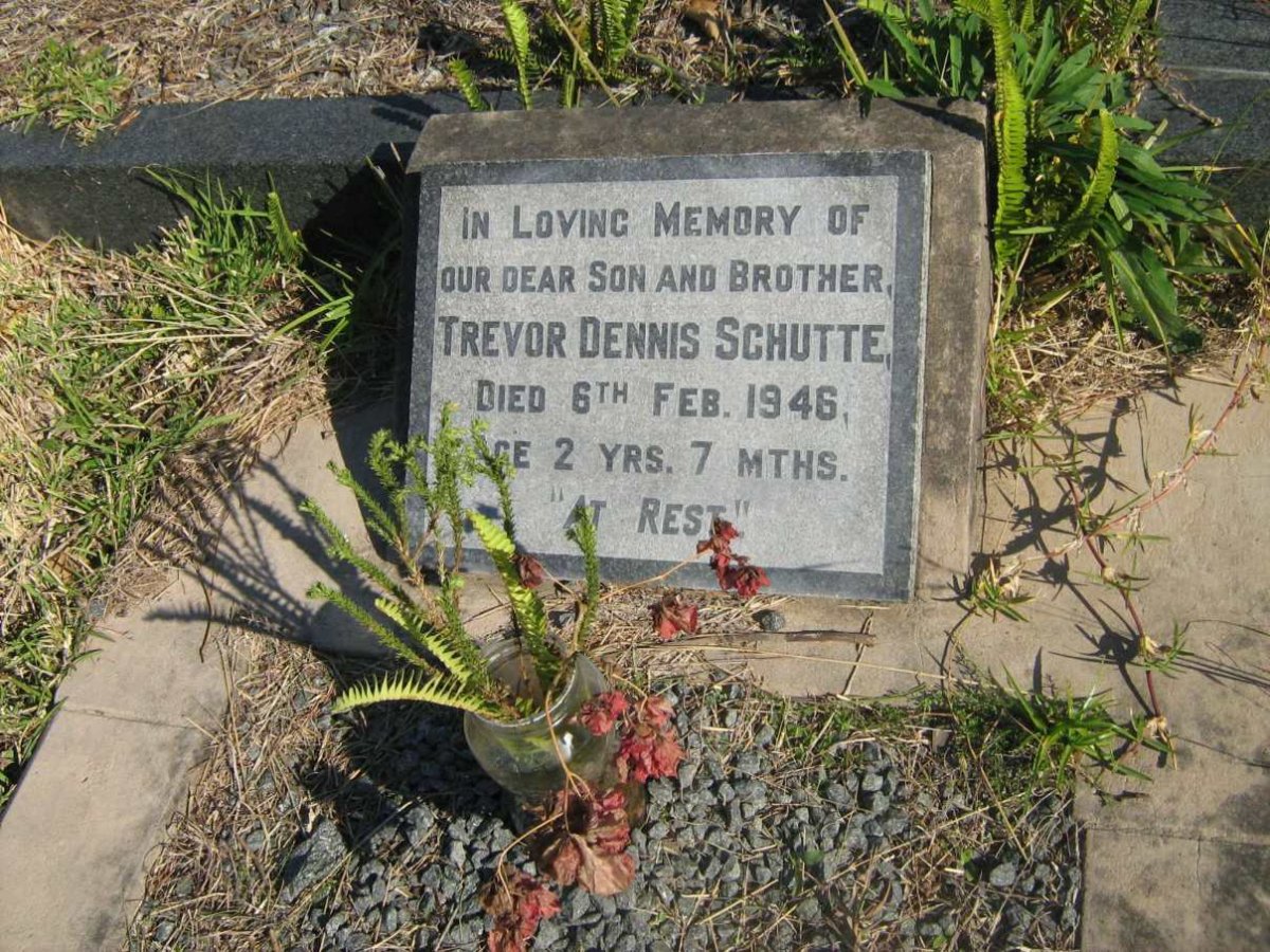 SCHUTTE Trevor Dennis -1946