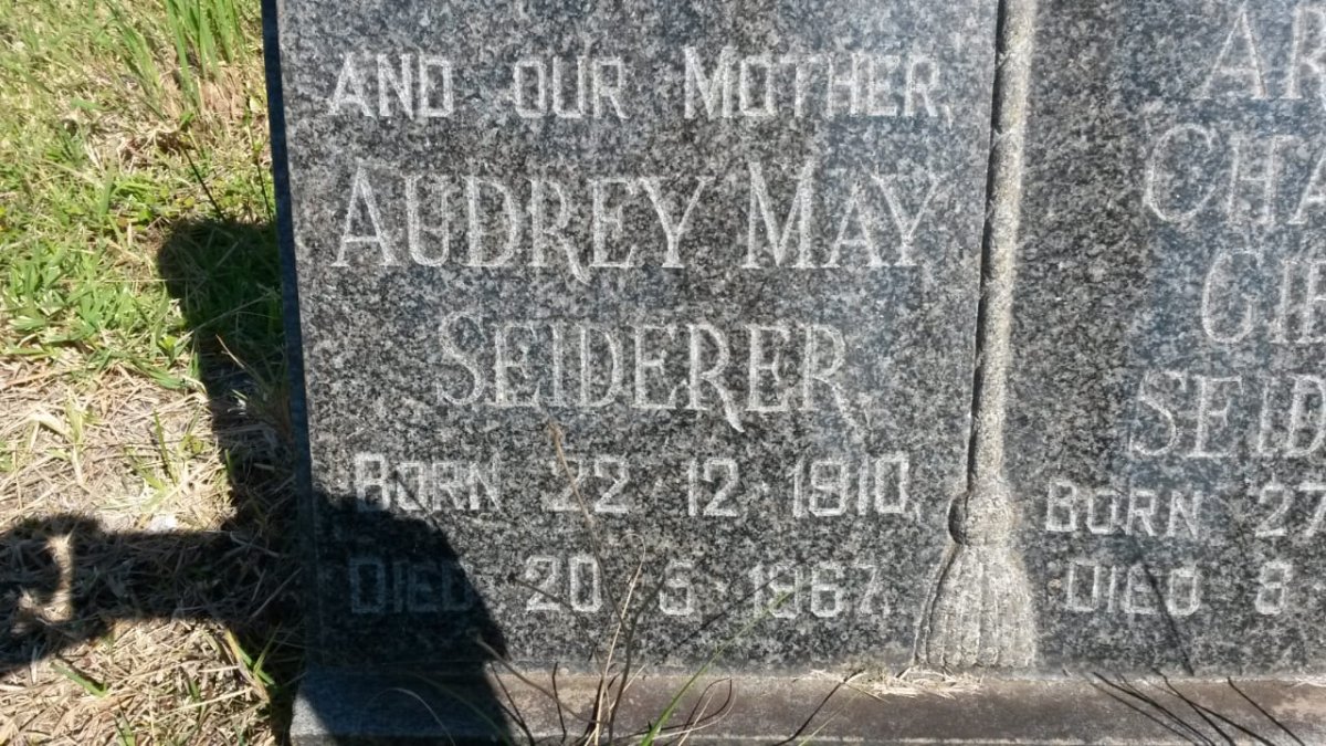 SEIDERER Arthur Charles Gibson 1912-1968  &amp;  Audrey May 1910-1967_02
