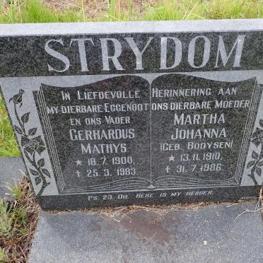 STRYDOM Gerhardus Mathys 1900-1983 &amp; Martha Johanna BOOYSEN 1910-1986