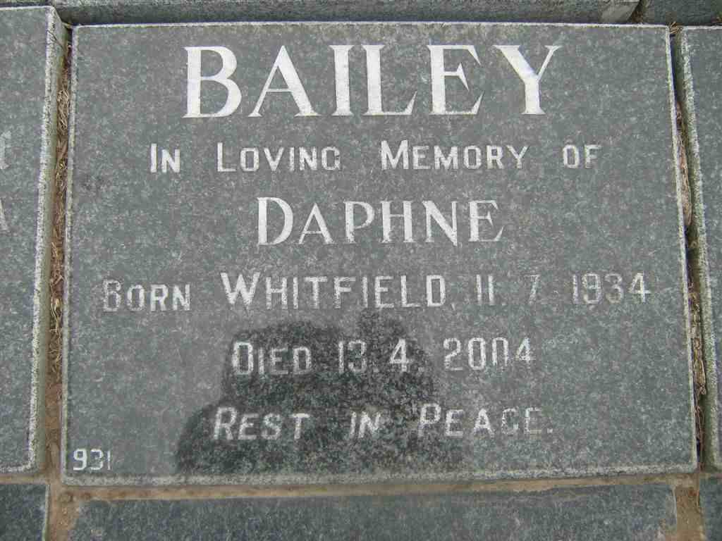 BAILEY Daphne nee WHITFIELD 1934-2004