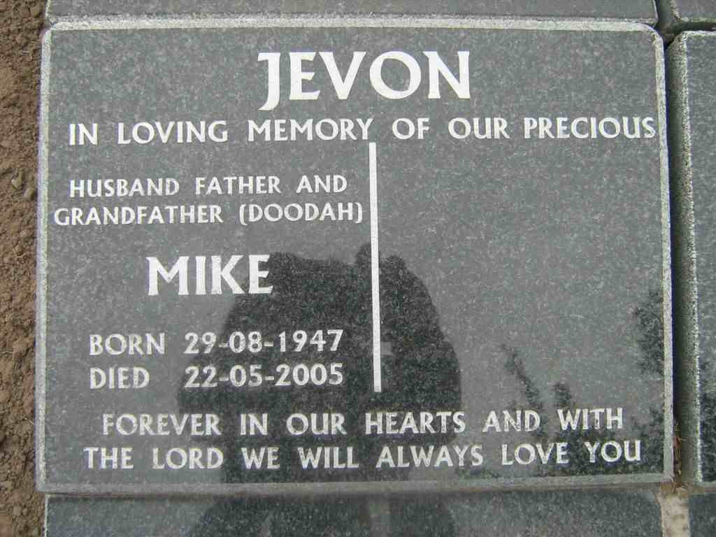 JEVON Mike 1947-2005