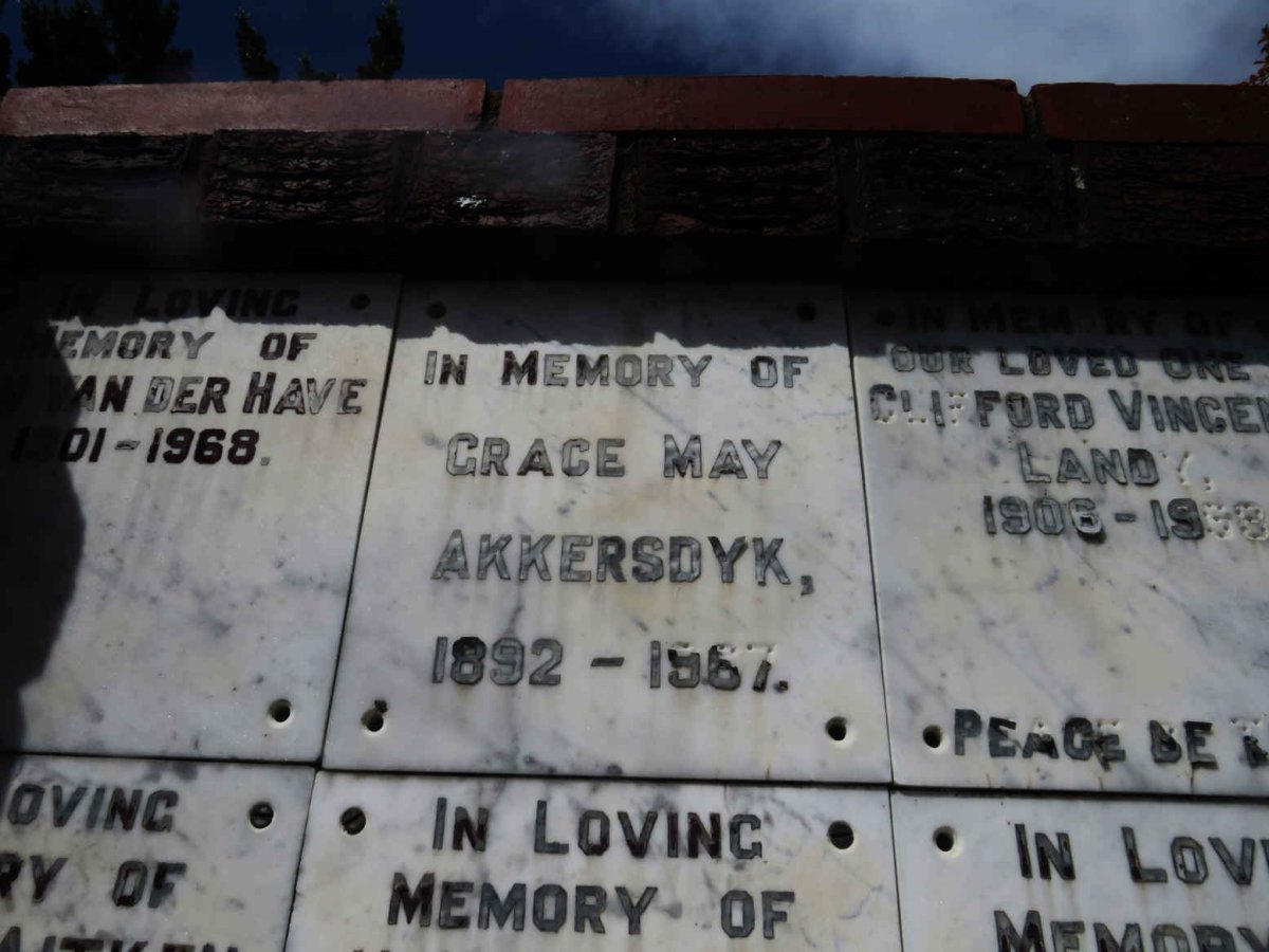 AKKERSDYK Grace May 1892-1967
