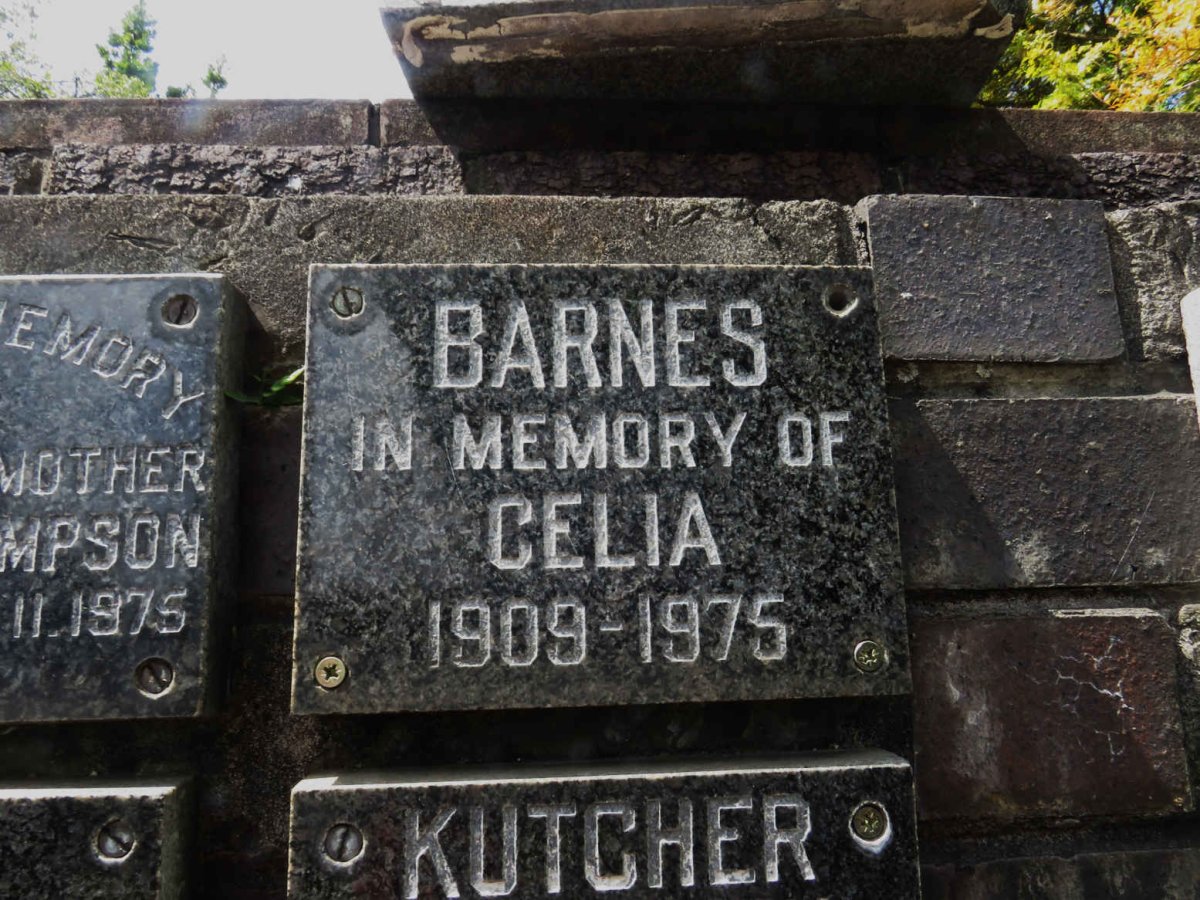 BARNES Celia 1909-1975