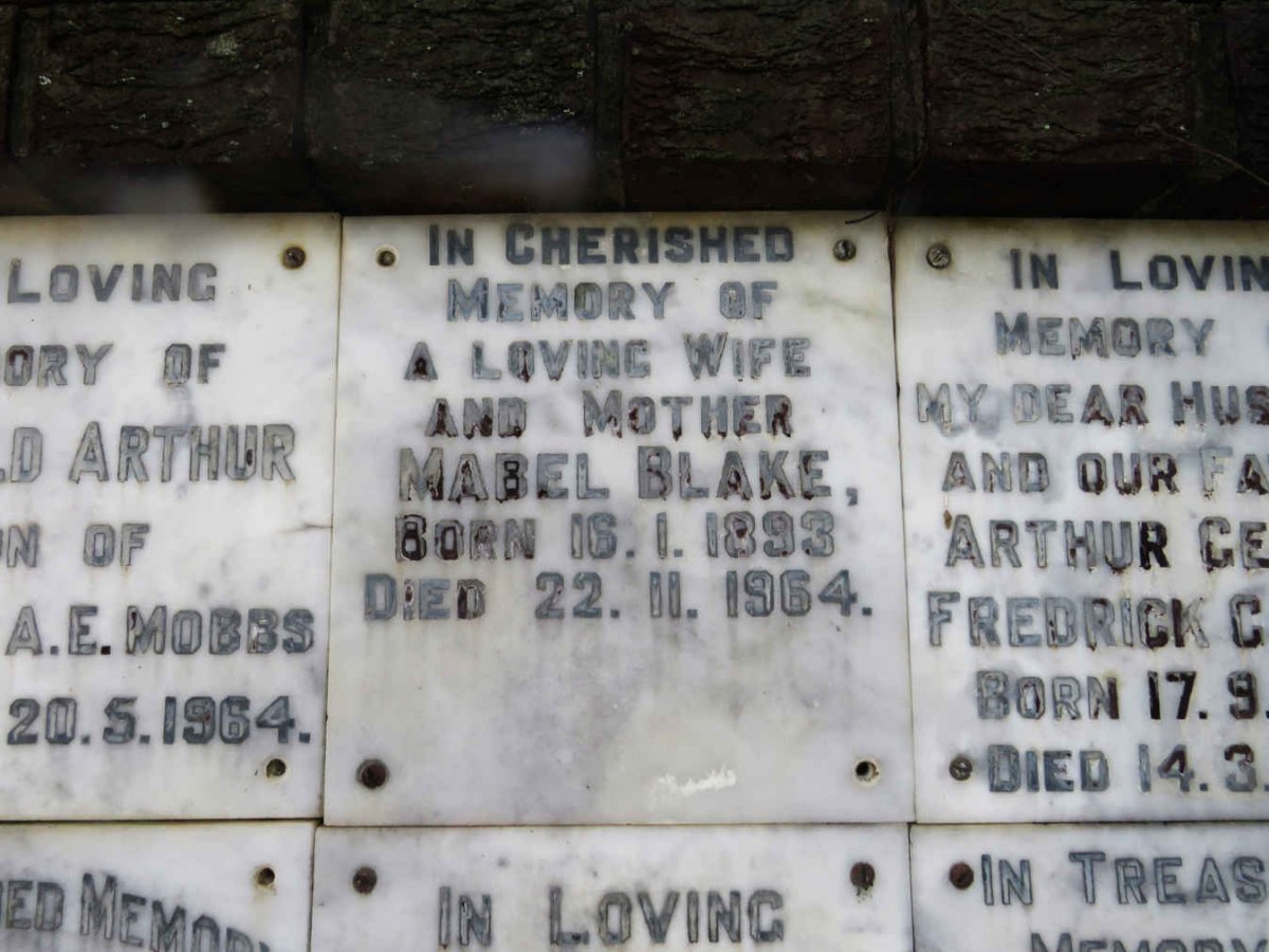 BLAKE Mabel 1893-1964