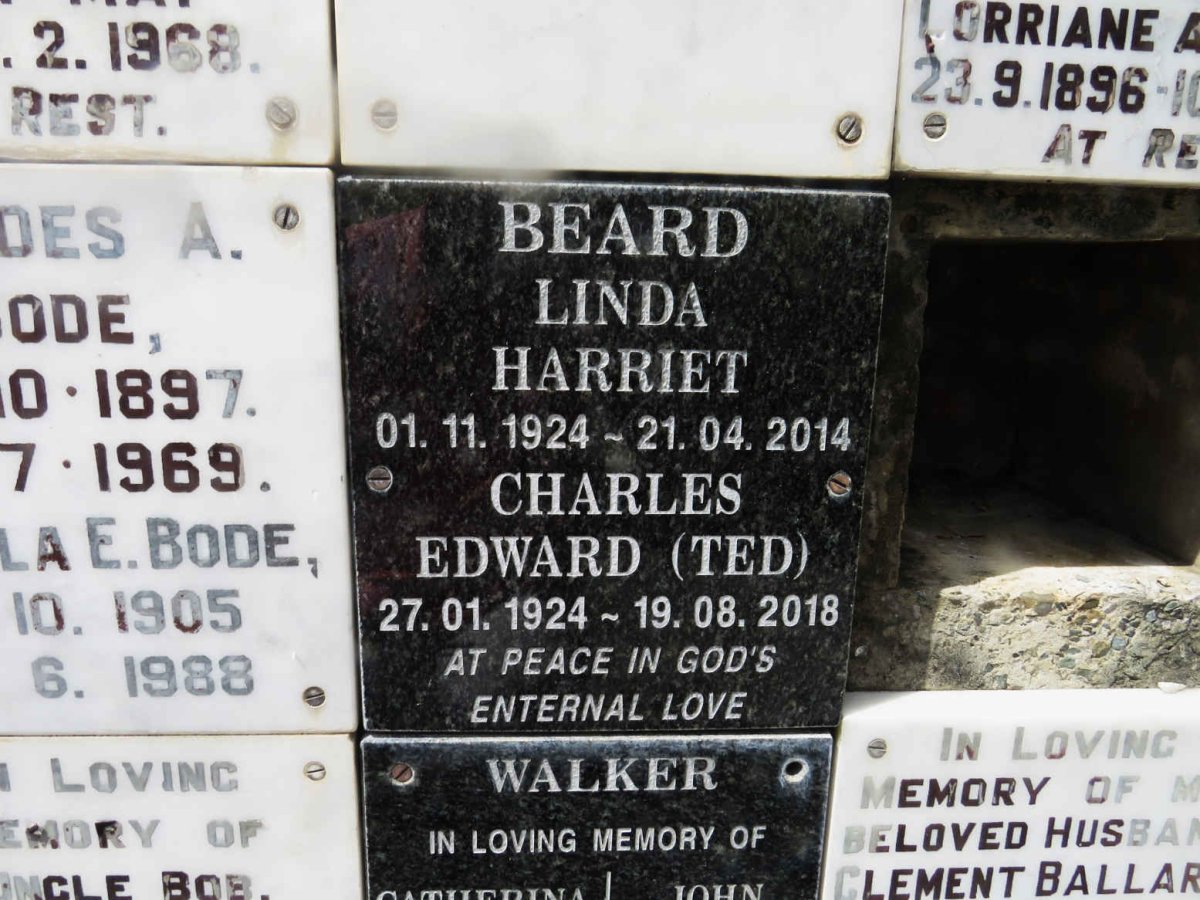 BEARD Charles Edward 1924-2018 &amp; Linda Harriet 1924-2014