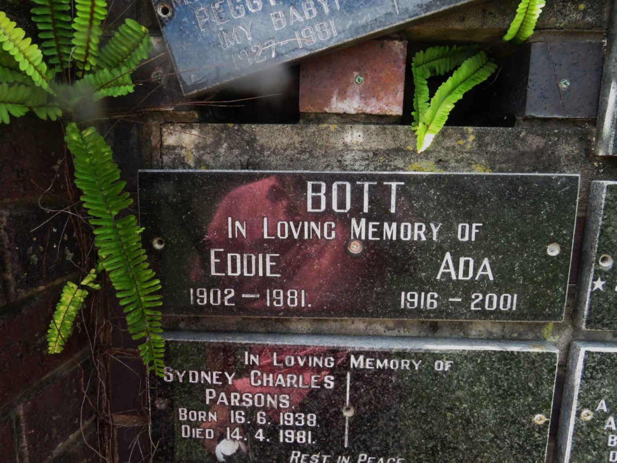 BOTT Eddie 1902-1981 &amp; Ada 1916-2001