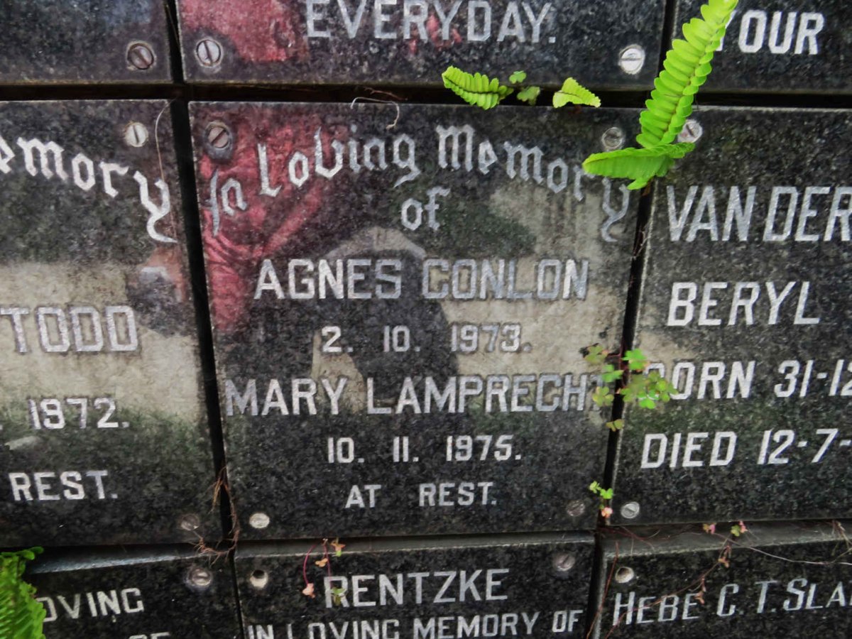 CONLON Agnes -1973 :: LAMPRECHT Mary -1975