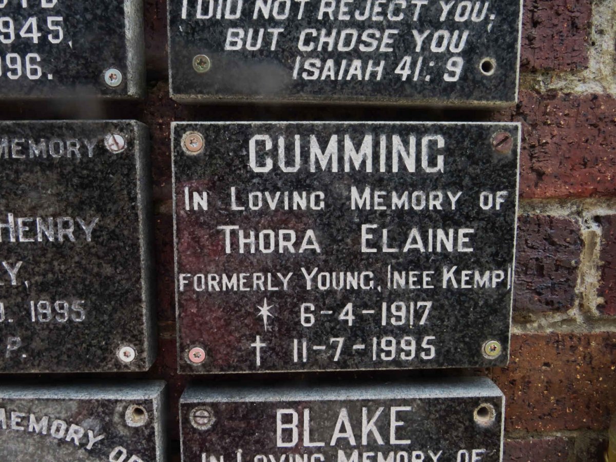 CUMMING Thora Elaine formerly YOUNG nee KEMP 1917-1995
