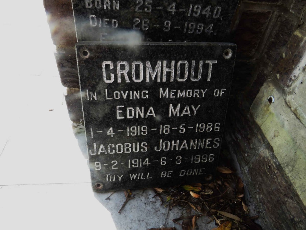 CROMHOUT Jacobus Johannes 1914-1996 &amp; Edna May 1919-1986