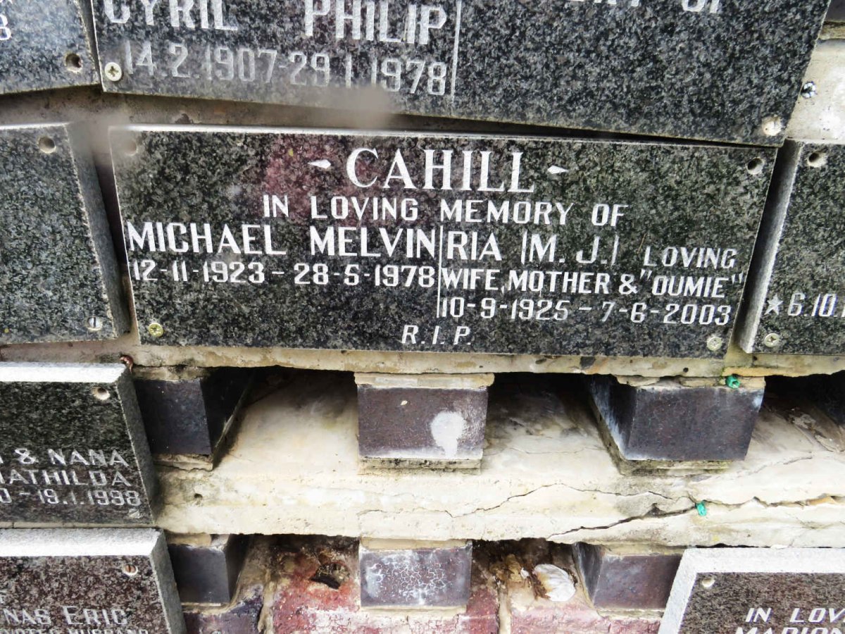 CAHILL Michael Melvin 1923-1978 &amp; M.J. 1925-2003