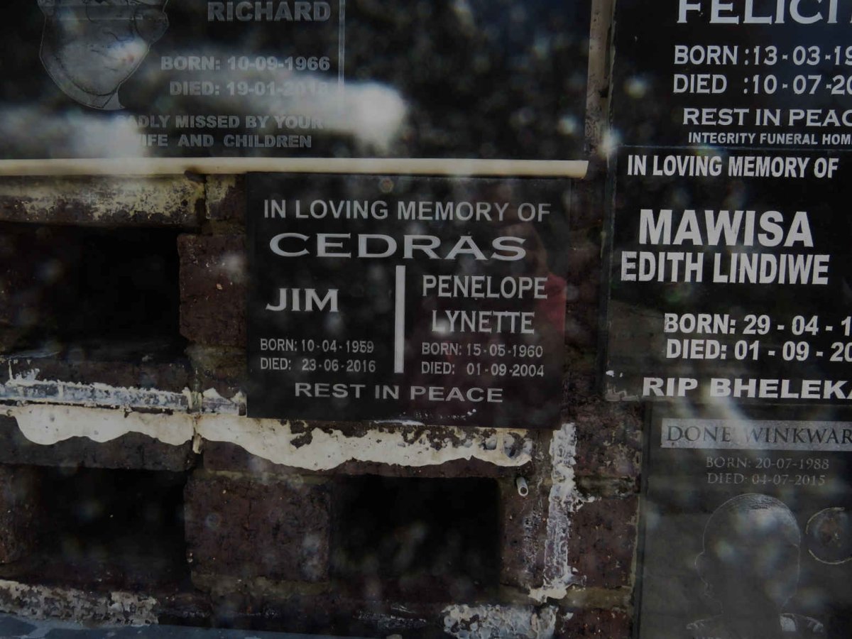 CEDRAS Jim 1959-2016 &amp; Penelope Lynette 1960-2004