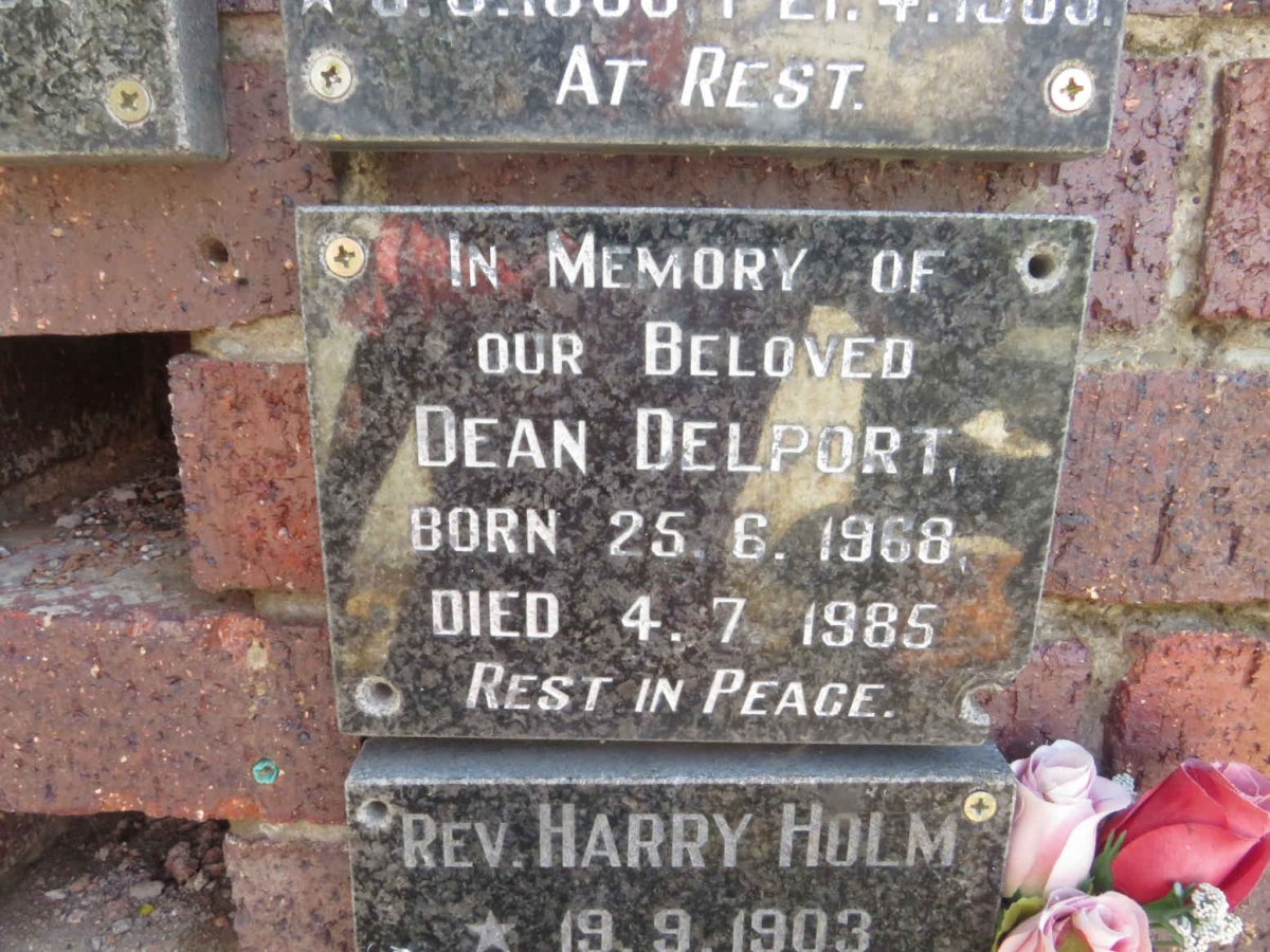 DELPORT Dean 1968-1985