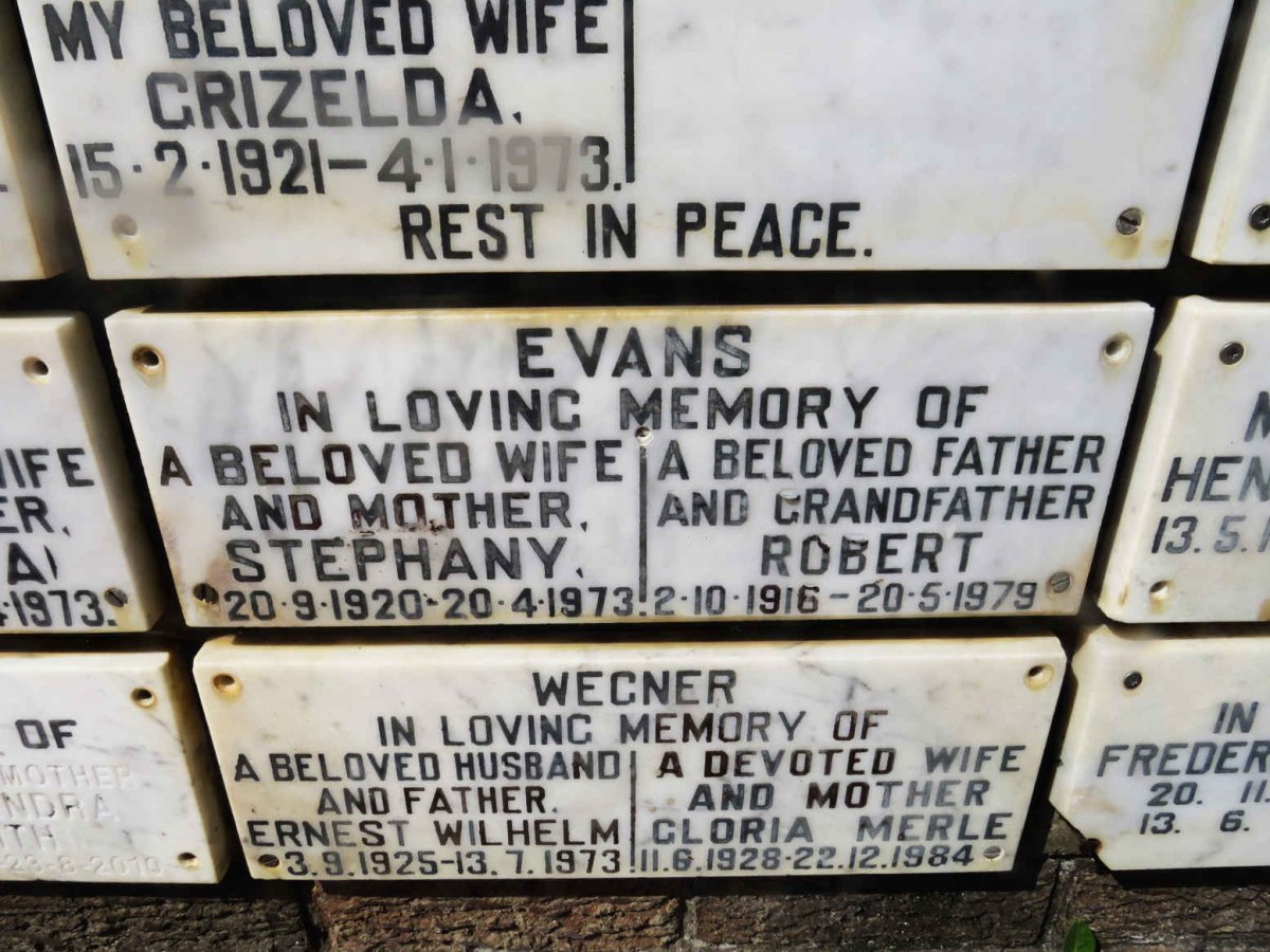 EVANS Robert 1916-1979 &amp; Stephany 1920-1973 