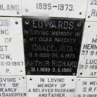 EDWARDS Arthur Richard 1899-1986 &amp; Grace Rita 1899-1973